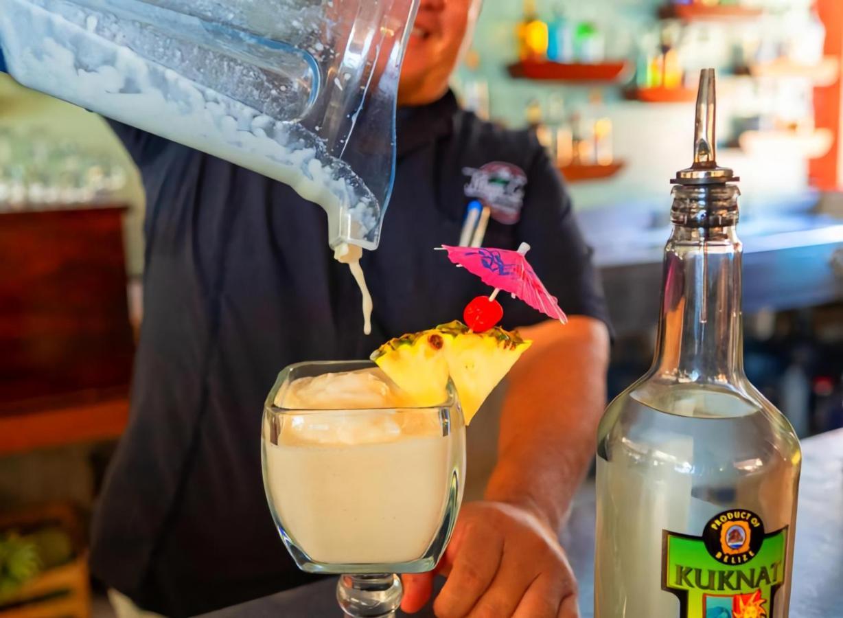 魔术岛海滩度假酒店 库尔克岛 外观 照片